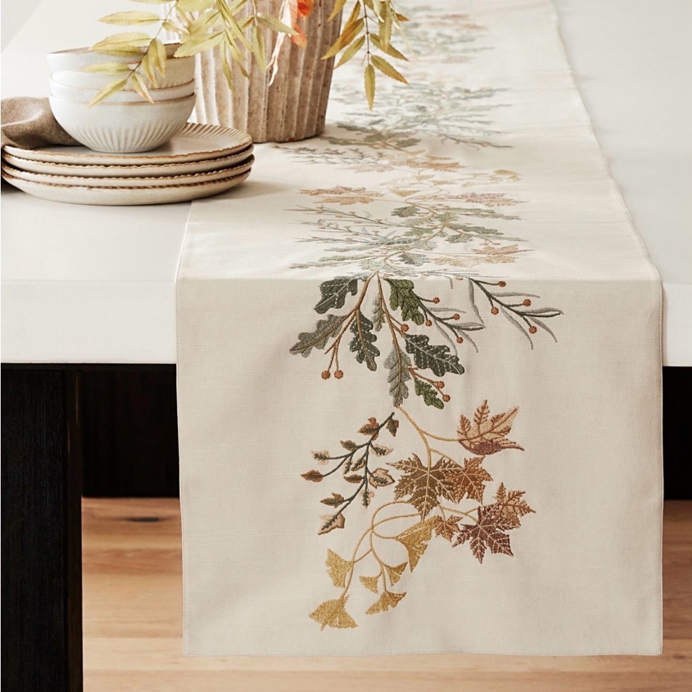 Pottery Barn Autumnal Botanical Cotton Embroidered Table Runner 18”x108” NWOT
